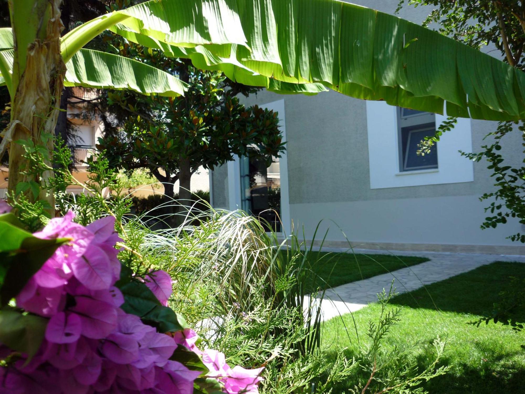 Loft 3, A 150 M Dal Mare, Pineto Centro Apartment Ngoại thất bức ảnh